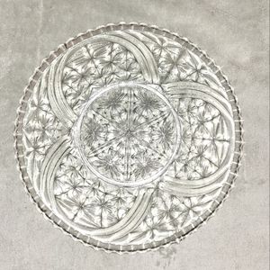 Vintage Beautiful Glass Dishes 2pcs